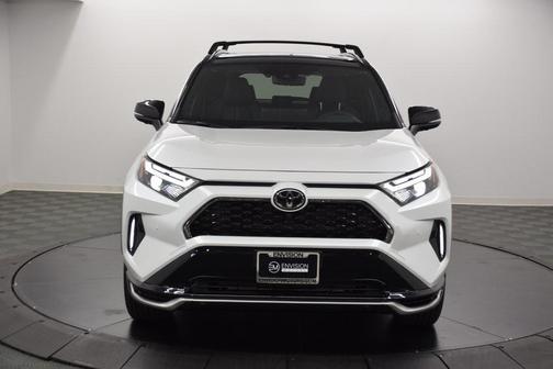 2025 Toyota RAV4 Hybrid SE