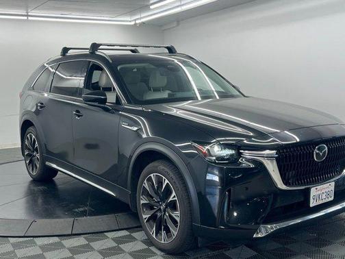 2025 Mazda CX-90 PHEV Premium Plus