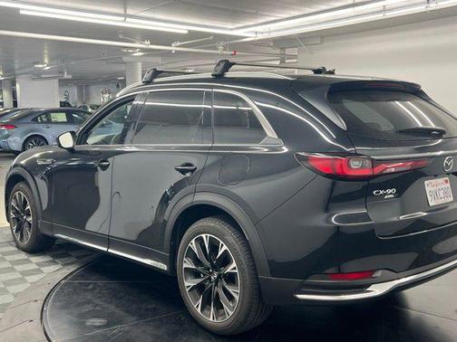 2025 Mazda CX-90 PHEV Premium Plus