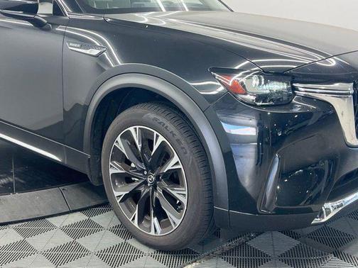 2025 Mazda CX-90 PHEV Premium Plus