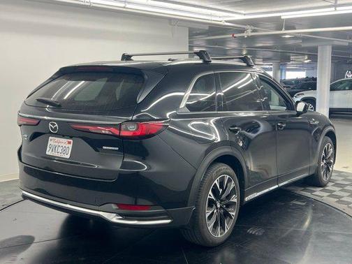 2025 Mazda CX-90 PHEV Premium Plus
