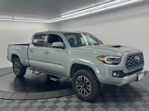 2022 Toyota Tacoma TRD Sport