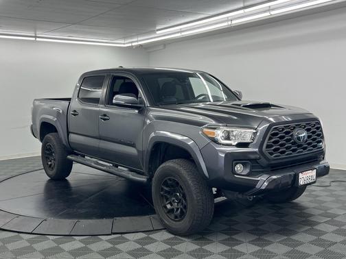 2020 Toyota Tacoma TRD Sport