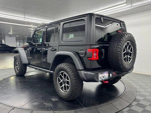 Black Clearcoat 2024 Jeep Wrangler Rubicon