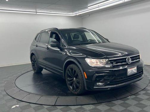 2020 Volkswagen Tiguan 2.0T SE R-Line Black