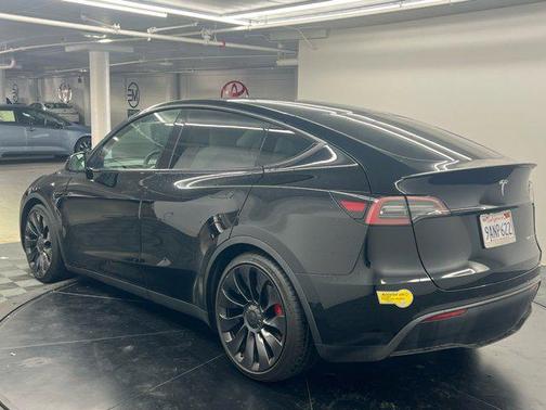2022 Tesla Model Y Performance Dual Motor All-Wheel Drive