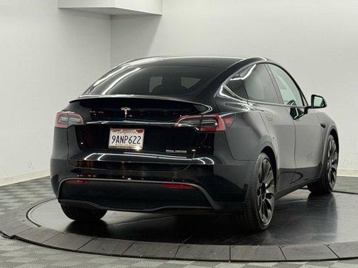 2022 Tesla Model Y Performance Dual Motor All-Wheel Drive