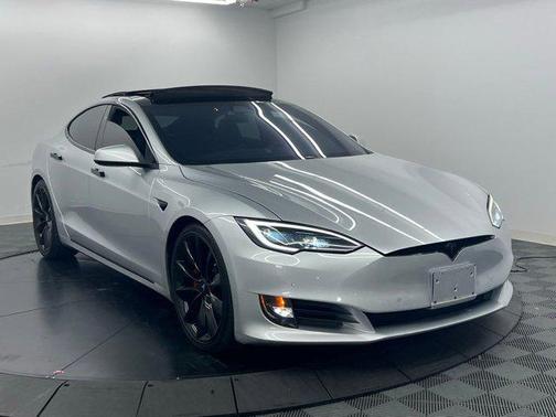 Silver Metallic 2017 Tesla Model S 75D