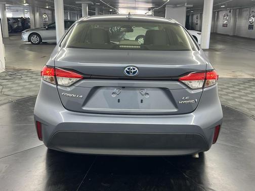 2024 Toyota Corolla Hybrid LE