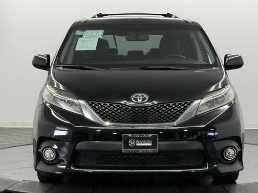 2015 Toyota Sienna SE Premium