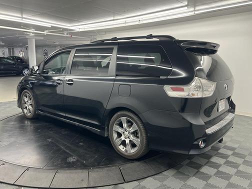 2015 Toyota Sienna SE
