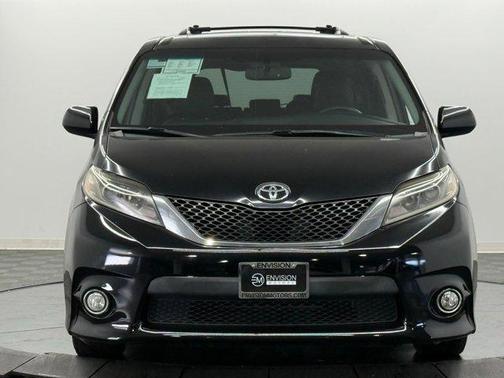 2015 Toyota Sienna SE Premium