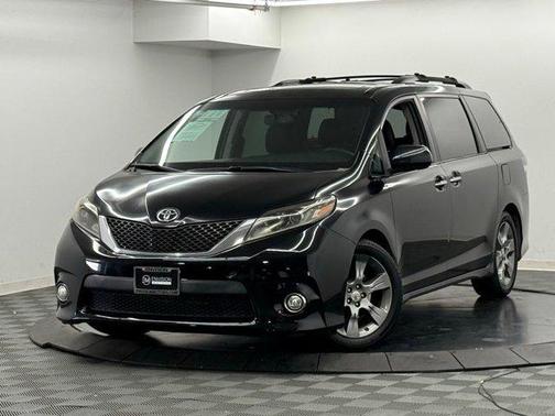 2015 Toyota Sienna SE Premium