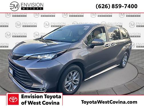 2022 Toyota Sienna XLE 7 Passenger