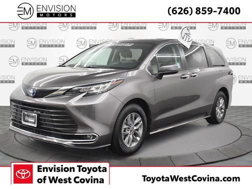 2022 Toyota Sienna XLE 7 Passenger