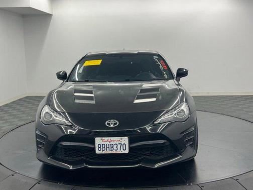 Raven 2017 Toyota 86 SE