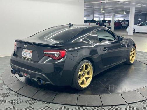Raven 2017 Toyota 86 SE