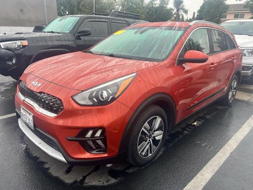 2022 Kia Niro LXS