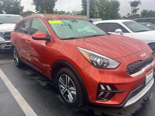 2022 Kia Niro LXS