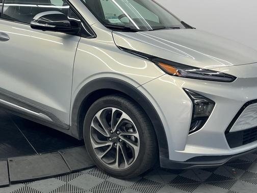 2022 Chevrolet Bolt EUV FWD Premier