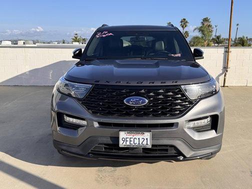2023 Ford Explorer ST-Line