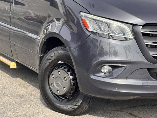 2020 Mercedes-Benz Sprinter 4500 High Roof V6