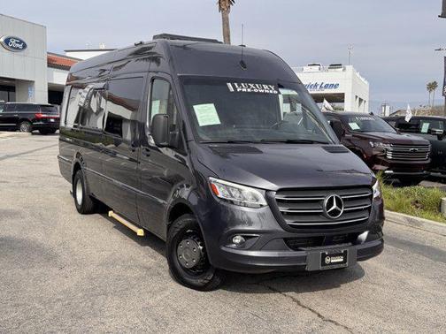 2020 Mercedes-Benz Sprinter 4500 High Roof V6