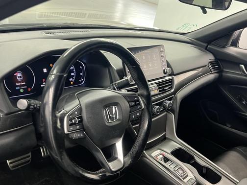 2018 Honda Accord Sport 2.0T