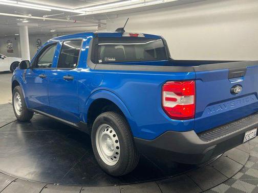Velocity Blue 2025 Ford Maverick XL