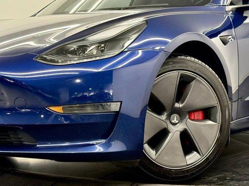 2023 Tesla Model 3 Standard Range