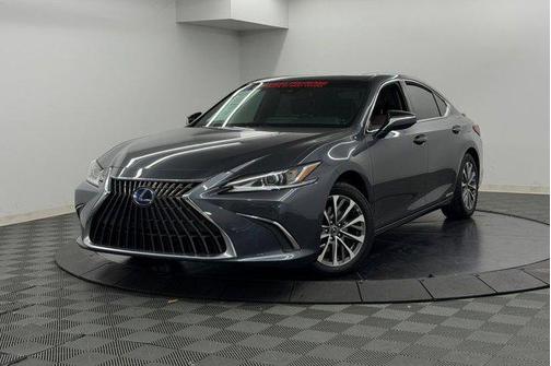 Cloudburst Gray 2022 Lexus ES 300h Base