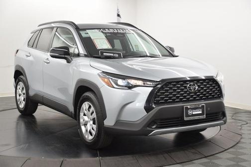 2025 Toyota Corolla Cross LE