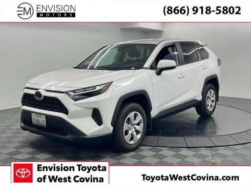 2025 Toyota RAV4 LE