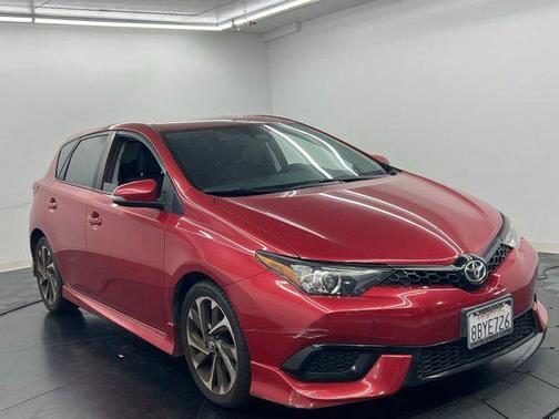 Barcelona Red Metallic 2018 Toyota Corolla iM Base
