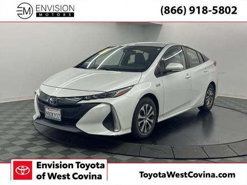 2022 Toyota Prius Prime XLE