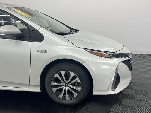 2022 Toyota Prius Prime XLE