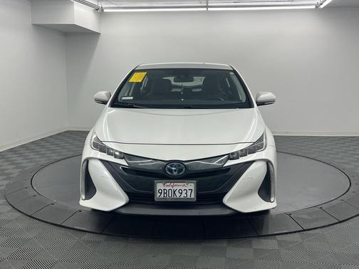 2022 Toyota Prius Prime XLE