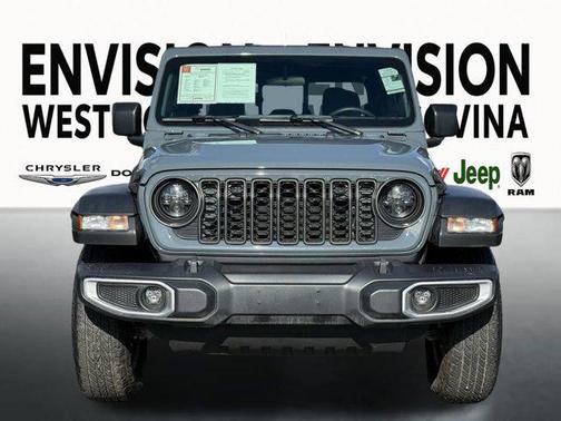 2024 Jeep Gladiator Sport