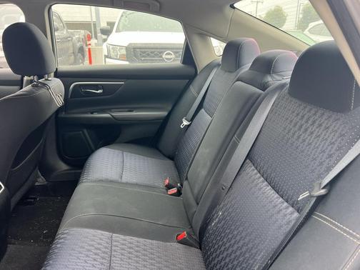 2016 Nissan Altima 2.5 SV