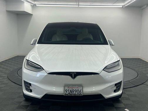 2020 Tesla Model X Long Range Dual Motor All-Wheel Drive