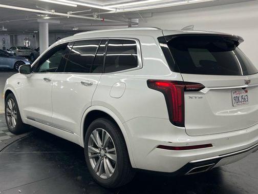 2023 Cadillac XT6 Premium Luxury FWD