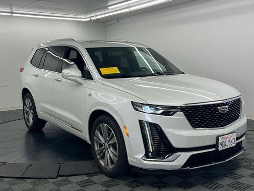 2023 Cadillac XT6 Premium Luxury FWD