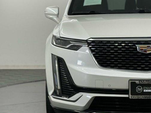 2023 Cadillac XT6 Premium Luxury FWD