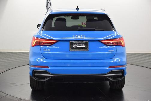 2022 Audi Q3 45 S line Premium
