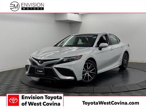 Ice Edge 2024 Toyota Camry SE