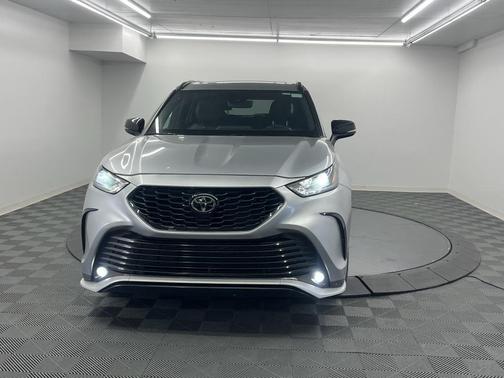 2024 Toyota Highlander XSE