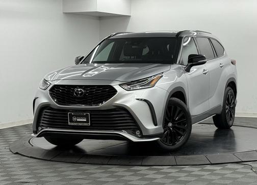 2024 Toyota Highlander XSE