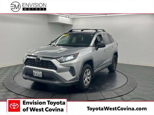 Silver Sky Metallic 2019 Toyota RAV4 LE