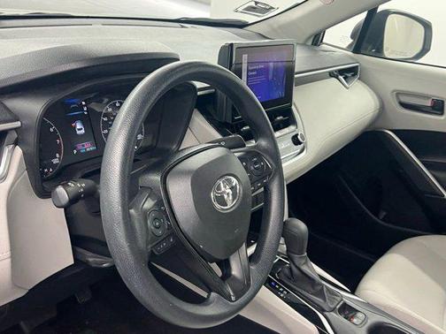 Sonic Silver 2023 Toyota Corolla Cross L