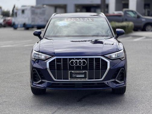 2022 Audi Q3 45 S line Premium